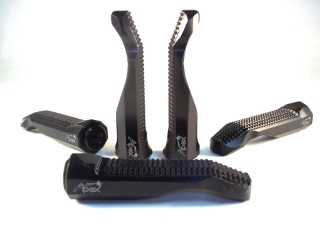 Apex Footpegs